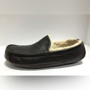 UGG Mens Ascot Slipper Brown Leather Shoes Size US11 M